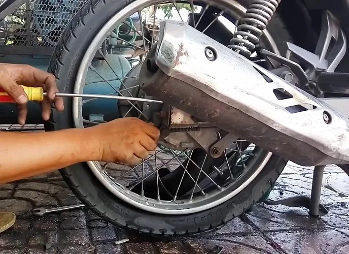 HOA DON SUA XE MAY CHO KHACH HANG CA NHAN TAI TPHCM 2